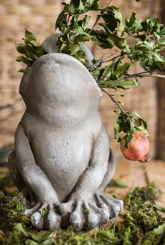 Frog Flowerpot for Garden Decoration, Beautiful Cute Frog Statues, Garden Animal Statues, Unique Modern Garden Sculptures, Creative Villa Outdoor Gardening Ideas