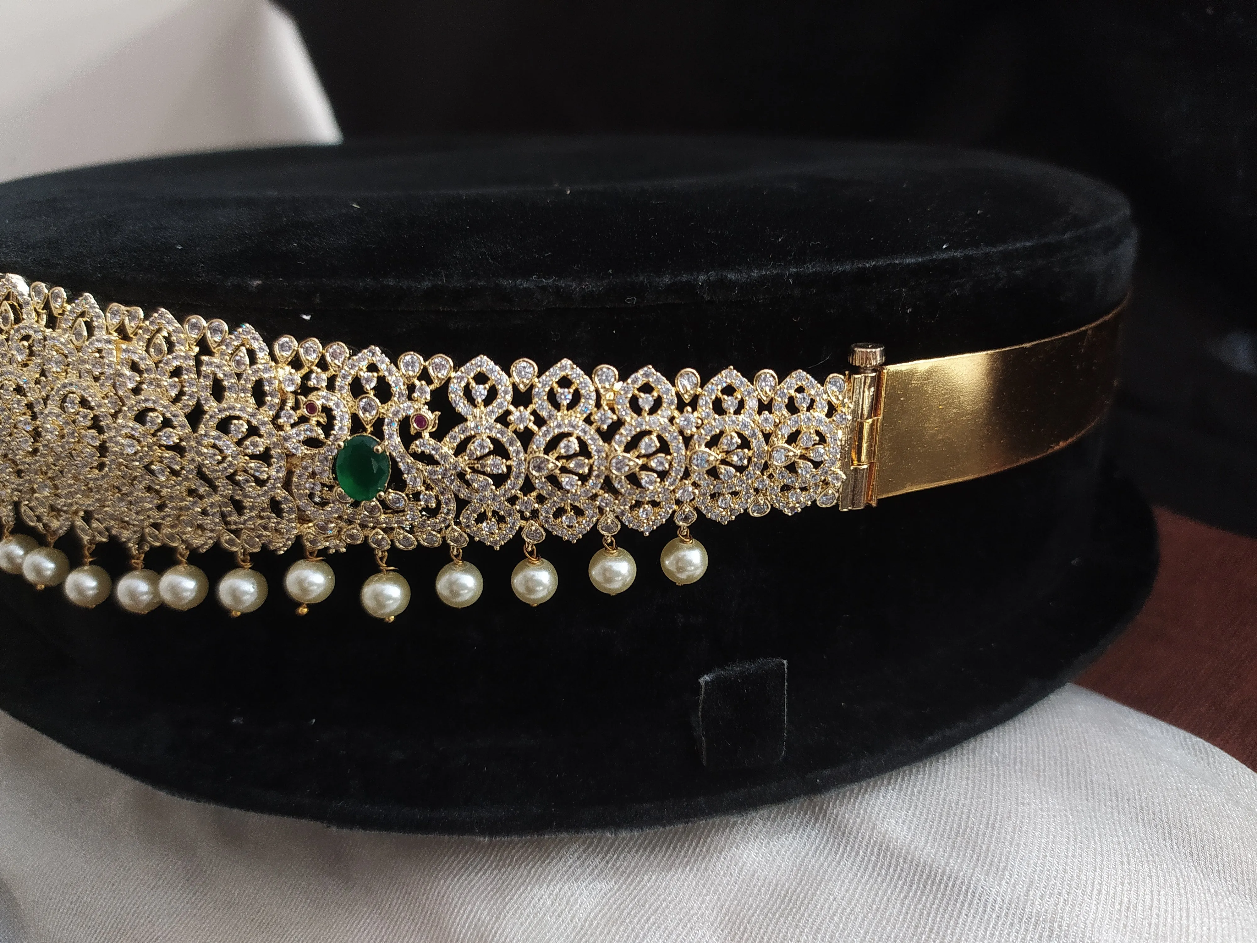 Gold-Plated Hip Belts with Zircon Stones and Pearl Drops