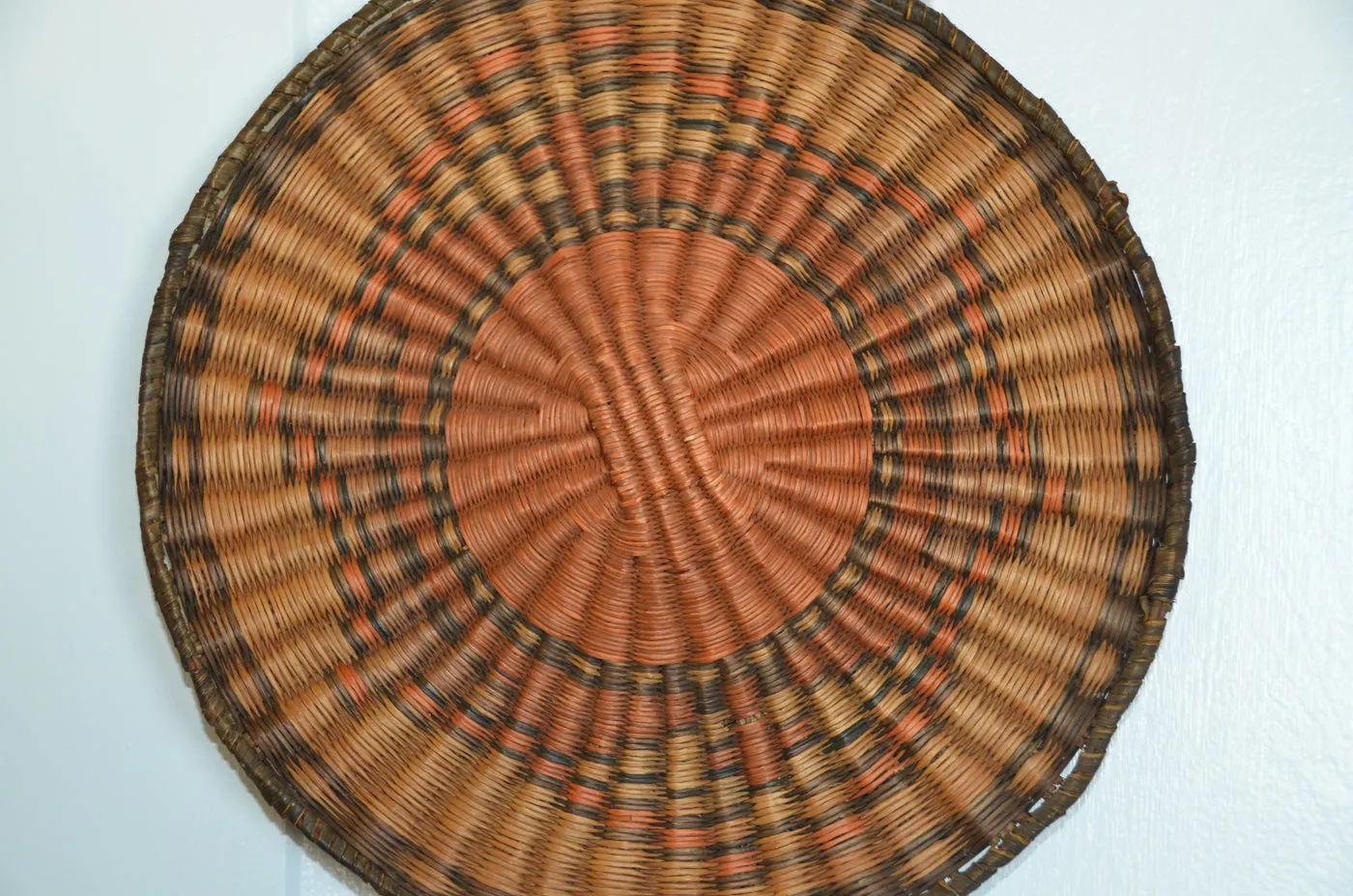 Native American Basket : Hopi Wicker Plaque : Basket 24