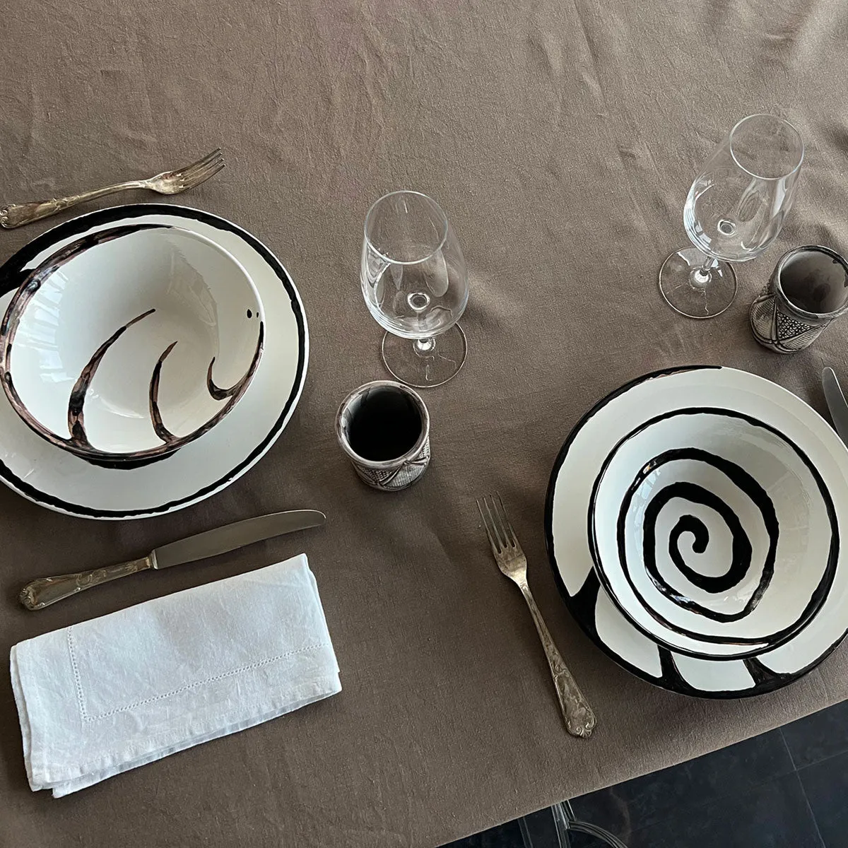 "Vertigo One" Dining Set For 2 (6 pcs), Handmade ceramic plates