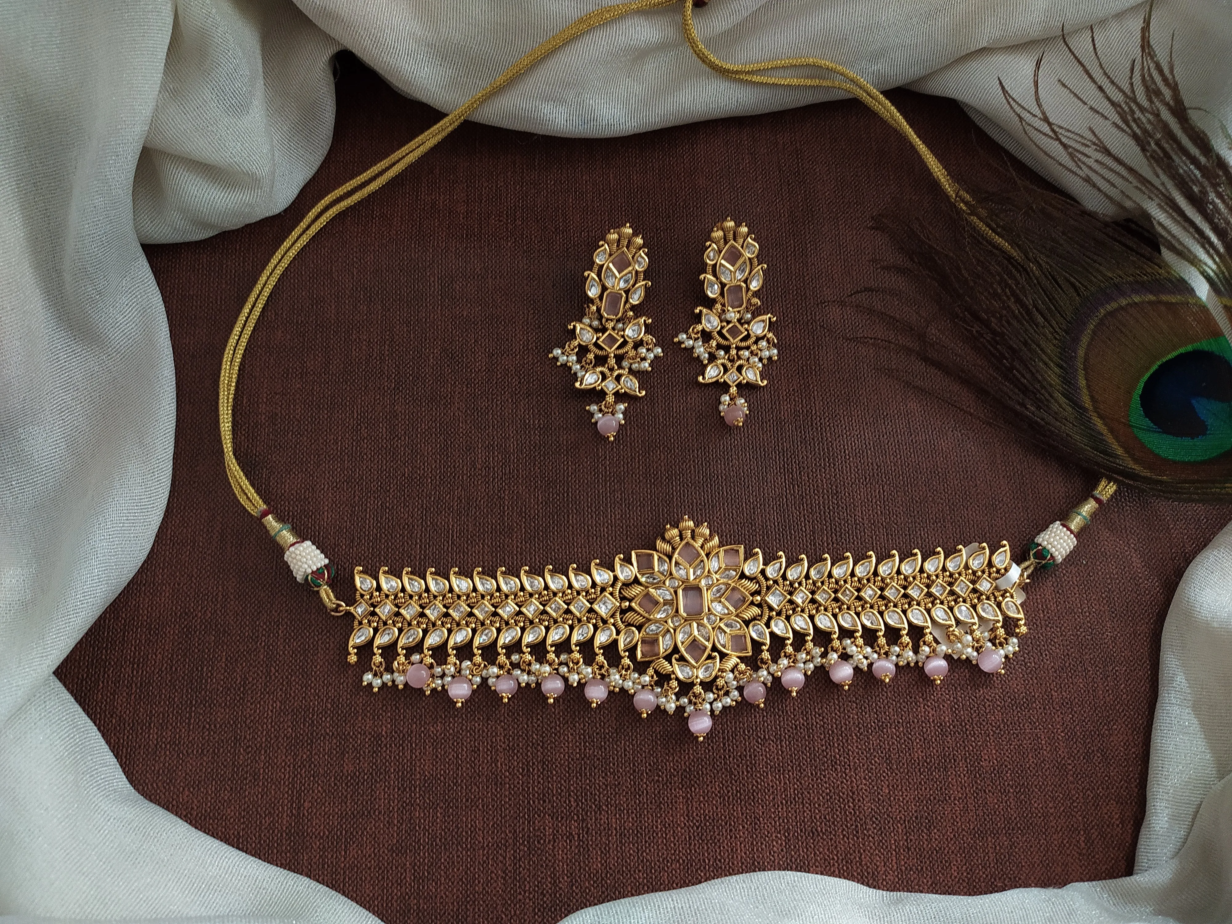 Traditional Antique Choker Set with Pink and White Kundan Stones